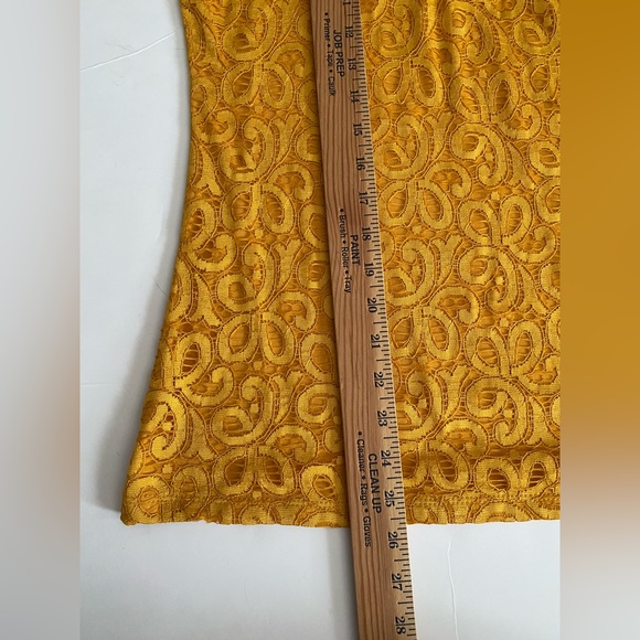 Shannon Ford New York Tunic Size L Mustard Embroidered Front Cold Shoulder - Picture 4 of 10